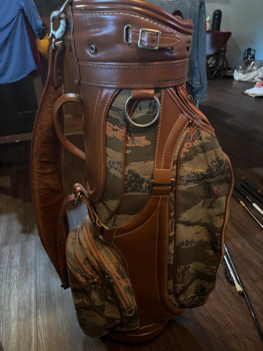Daiwa Brown Camouflage Pattern Men's Golf Bag with Leather Trim - Picture 6 of 10